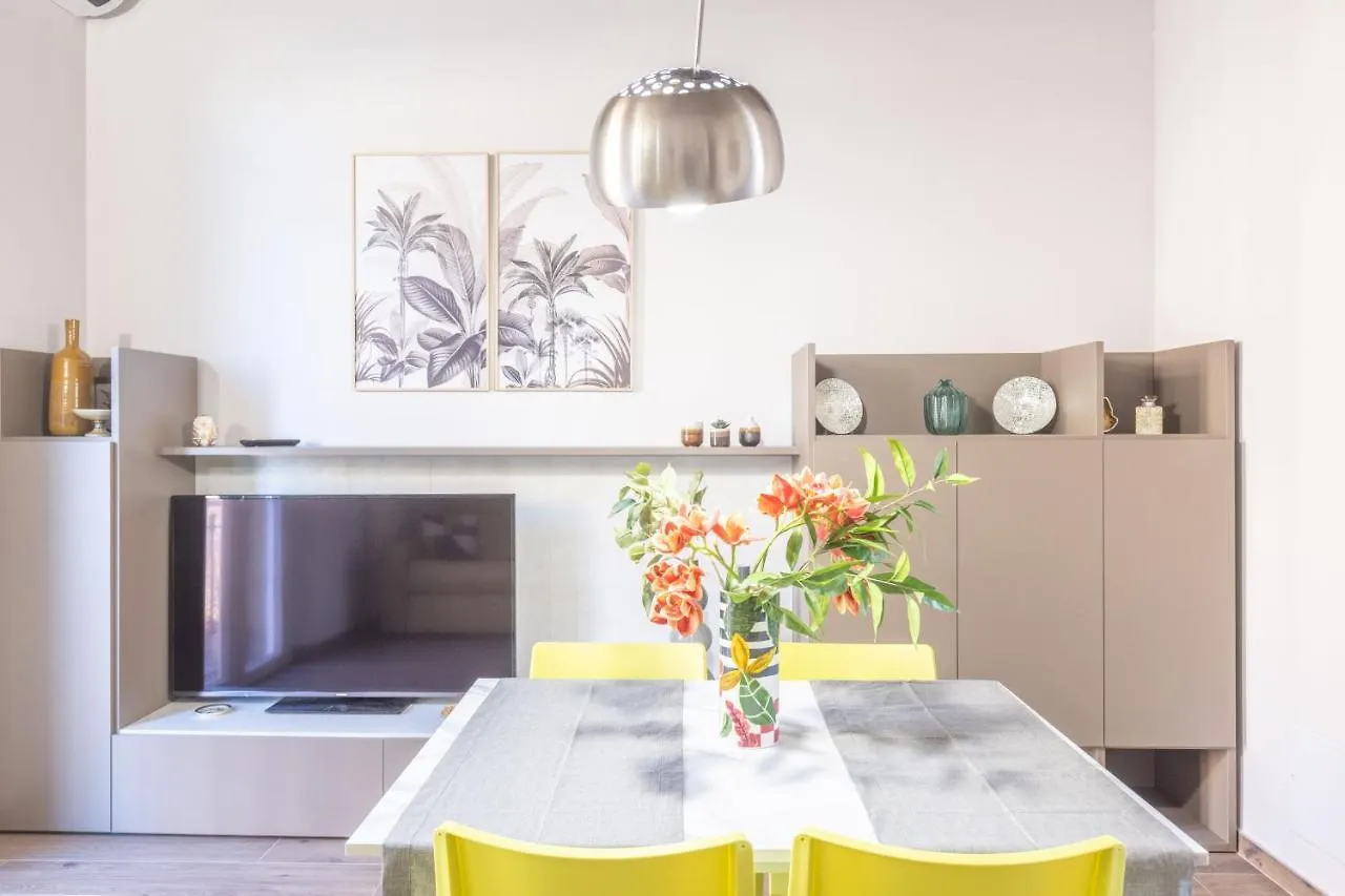 Indipendenza, Bologna By Short Holidays Appartamento